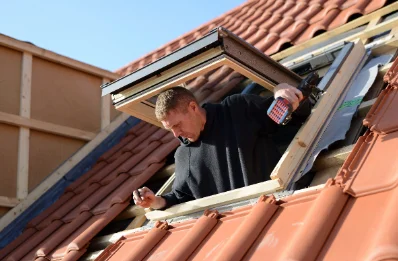 Pose de fenêtres de toit Velux à Traînel